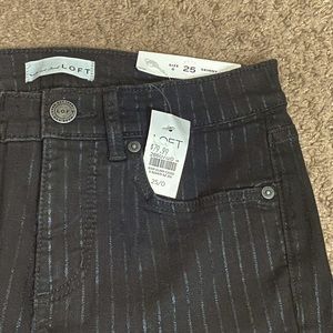 Skinny striped black pants